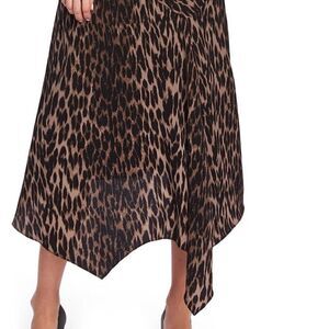 Vince Camuto animal print, off center hemline skirt gorpcore size 14